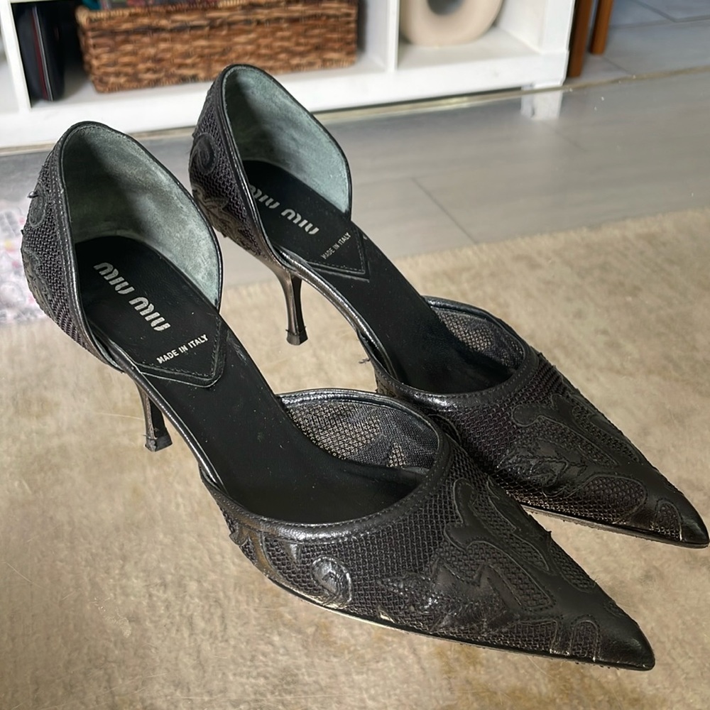 NWOT MIU MIU~Lace Pattern Leather Trim D'Orsay Pumps~Black